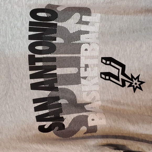 UNK NBA San Antonio Spurs Long Sleeve Tee - Picture 3 of 6